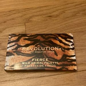 Revolution fierce wild animal palatte - eyeshadow nwt